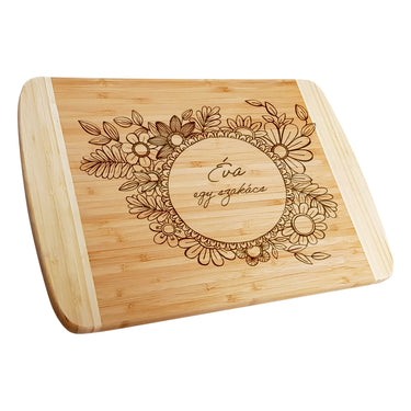 Ajándék bambusz vágódeszka gravírozással, Minta virágok