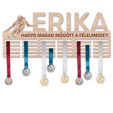 Éremtartó - Lesiklás, nő